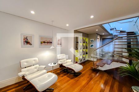 Sala de casa à venda com 4 quartos, 250m² em Mooca, São Paulo