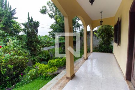 Casa à venda com 2 quartos, 800m² em Badu, Niterói