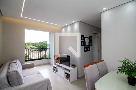 Sala de apartamento para alugar com 2 quartos, 44m² em Jardim da Gloria, Cotia