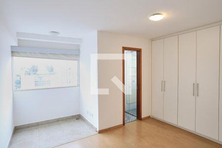 Suíte de apartamento para alugar com 2 quartos, 65m² em Savassi, Belo Horizonte