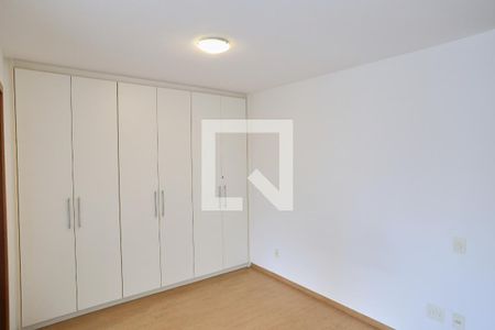 Suíte de apartamento para alugar com 2 quartos, 65m² em Savassi, Belo Horizonte