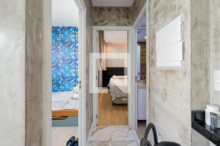 Corredor de apartamento à venda com 2 quartos, 44m² em Cambuci, São Paulo