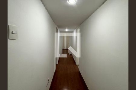 Sala - corredor de acesso de apartamento para alugar com 3 quartos, 115m² em Copacabana, Rio de Janeiro
