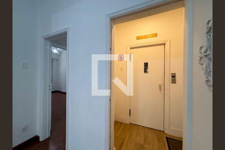Sala - hall de entrada de apartamento para alugar com 3 quartos, 115m² em Copacabana, Rio de Janeiro