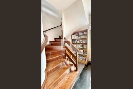 Apartamento à venda com 3 quartos, 165m² em Prado, Belo Horizonte