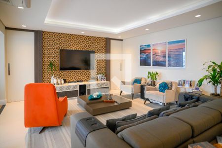 Sala de apartamento à venda com 3 quartos, 124m² em Vila Gumercindo, São Paulo