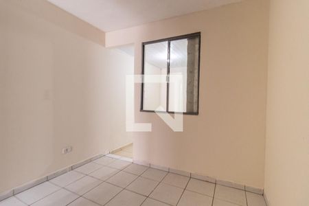 Quarto de kitnet/studio para alugar com 1 quarto, 30m² em Sítio Cercado, Curitiba