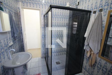Banheiro de casa à venda com 2 quartos, 560m² em Glória, Belo Horizonte