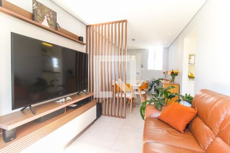 Sala de apartamento à venda com 2 quartos, 57m² em Conjunto Residencial José Bonifácio, São Paulo