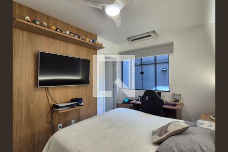 Suíte  de casa de condomínio à venda com 4 quartos, 190m² em Vargem Pequena, Rio de Janeiro