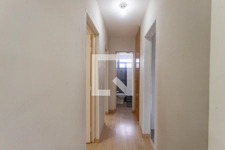 Corredor  de apartamento para alugar com 2 quartos, 54m² em Jardim Melo, Diadema