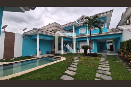 Casa de Condomínio para alugar com 4 quartos, 360m² em Barra da Tijuca, Rio de Janeiro