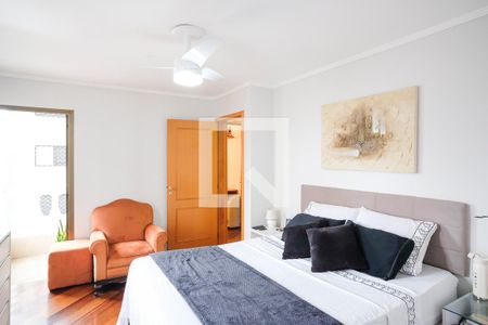 Suíte de apartamento à venda com 4 quartos, 140m² em Santo Antônio, São Caetano do Sul