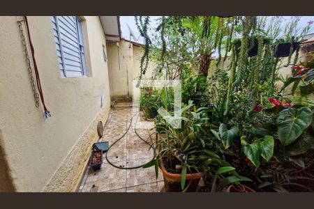 Casa para alugar com 2 quartos, 160m² em Jardim Guarapiranga, São Paulo