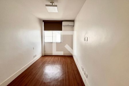 Suite  de apartamento para alugar com 2 quartos, 95m² em Humaitá, Rio de Janeiro