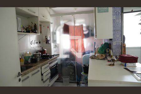 Cozinha de apartamento à venda com 2 quartos, 50m² em Jardim Cocaia, Guarulhos
