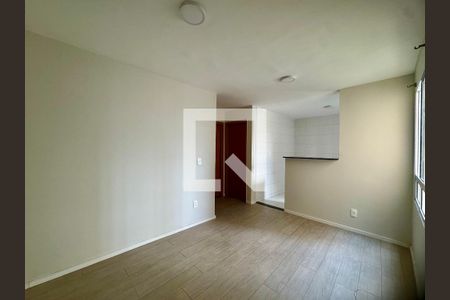 Sala de apartamento para alugar com 2 quartos, 40m² em São João, Guarulhos