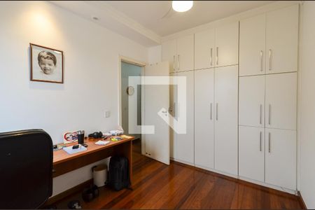 Quarto 1 de apartamento para alugar com 3 quartos, 90m² em Funcionários, Belo Horizonte