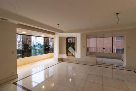 Apartamento à venda com 4 quartos, 266m² em Pacaembu, São Paulo