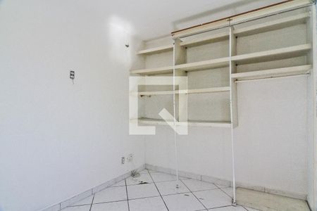 Quarto 2 de apartamento para alugar com 2 quartos, 65m² em Parque Maria Domitila, São Paulo
