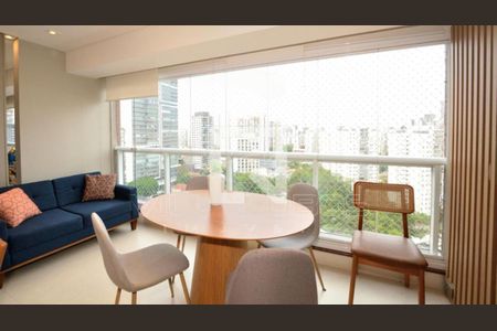 Apartamento à venda com 3 quartos, 161m² em Vila Romana, São Paulo