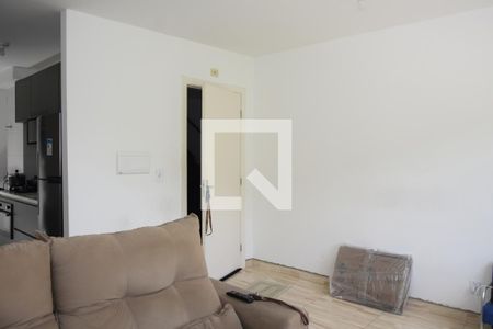 Apartamento para alugar com 2 quartos, 54m² em Jardim Branca Flor, Embu das Artes