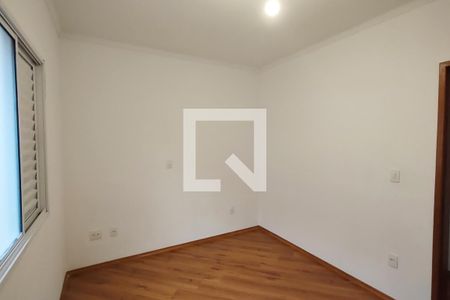 Quarto de apartamento para alugar com 2 quartos, 67m² em Osvaldo Cruz, São Caetano do Sul
