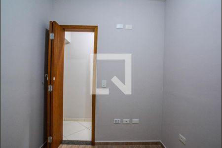 Quarto 1 de apartamento para alugar com 2 quartos, 48m² em Jardim Progresso, Santo André