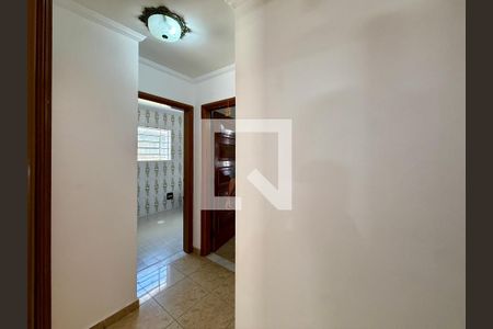 Corredor Quartos  de casa para alugar com 3 quartos, 218m² em Nova Piraju, São Paulo