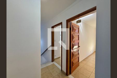 Corredor Quartos  de casa para alugar com 3 quartos, 218m² em Nova Piraju, São Paulo
