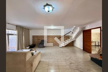 Sala de casa para alugar com 3 quartos, 218m² em Nova Piraju, São Paulo