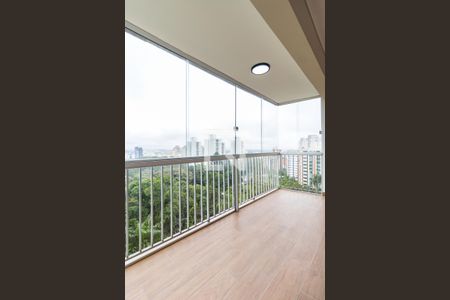 Apartamento para alugar com 3 quartos, 179m² em Vila Suzana, São Paulo