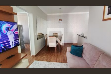 Sala de apartamento para alugar com 2 quartos, 64m² em Vila Urupes, Suzano