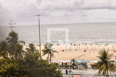 Vista sala  de apartamento para alugar com 4 quartos, 300m² em Copacabana, Rio de Janeiro