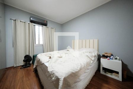 Suíte de casa para alugar com 2 quartos, 202m² em Vila Santa Teresa, São Paulo