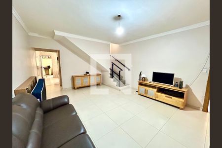 Sala de casa para alugar com 3 quartos, 140m² em Jardim Bela Vista, Guarulhos