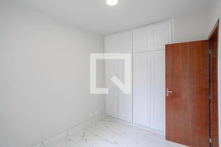 Quarto 1 de apartamento para alugar com 2 quartos, 62m² em Santa Monica, Belo Horizonte