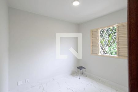 Quarto 2 de apartamento para alugar com 2 quartos, 62m² em Santa Monica, Belo Horizonte