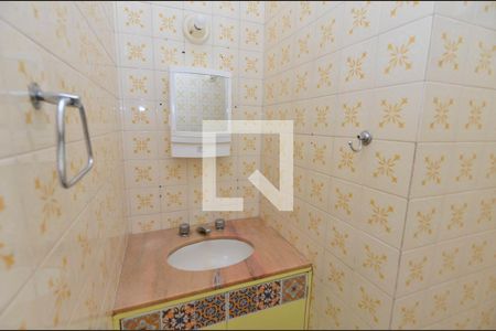 Banheiro de apartamento para alugar com 1 quarto, 42m² em Tijuca, Rio de Janeiro