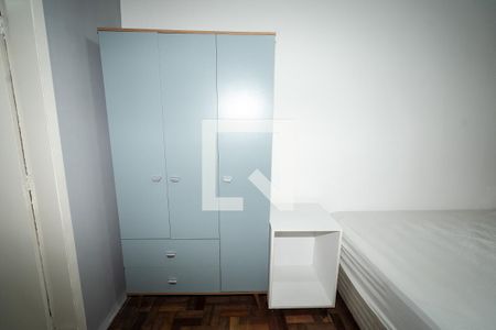 Quarto de apartamento à venda com 1 quarto, 49m² em Passo D’areia, Porto Alegre