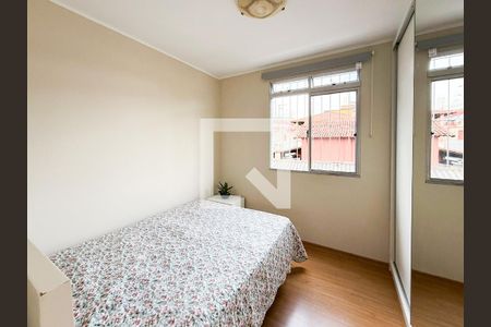 Quarto 1 de apartamento à venda com 3 quartos, 70m² em Sagrada Família, Belo Horizonte
