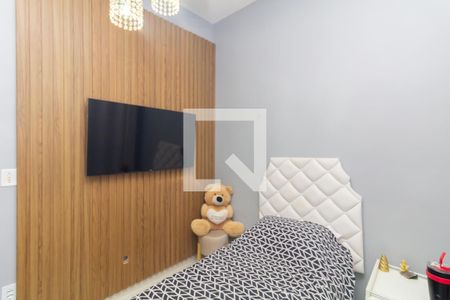 Quarto 1 de apartamento para alugar com 2 quartos, 49m² em Vila Carmosina, São Paulo