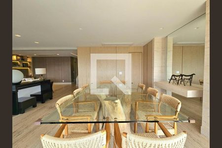 Apartamento à venda com 4 quartos, 420m² em Vila Nova Conceição, São Paulo