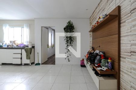 Sala de casa para alugar com 2 quartos, 118m² em Jardim Cecilia, Mogi das Cruzes