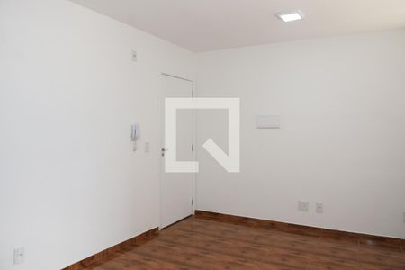 Apartamento para alugar com 2 quartos, 52m² em Jardim de Lourdes, Embu das Artes