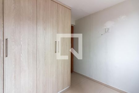 Quarto 2 de apartamento para alugar com 2 quartos, 46m² em São Pedro, Osasco