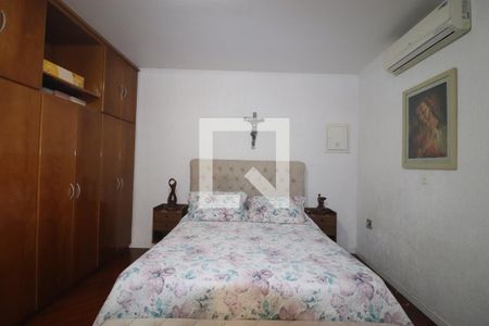 Quarto 1 suíte  de casa à venda com 3 quartos, 380m² em Vila Aquilino, Santo André