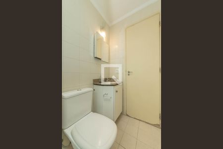 Banheiro Social de apartamento para alugar com 2 quartos, 55m² em Chácara Santo Antônio (zona Sul), São Paulo