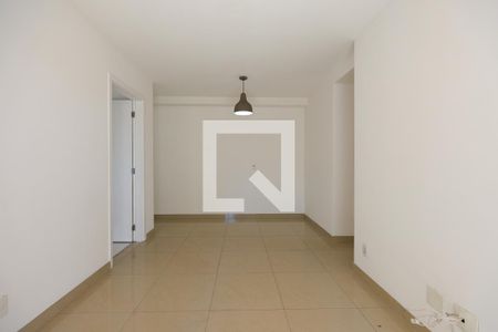 Apartamento para alugar com 73m², 3 quartos e 1 vagaSala