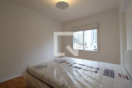 Quarto 2 de apartamento para alugar com 3 quartos, 122m² em Itaim Bibi, São Paulo